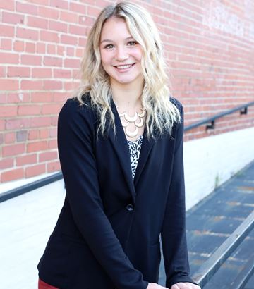 Macey Bizaillion